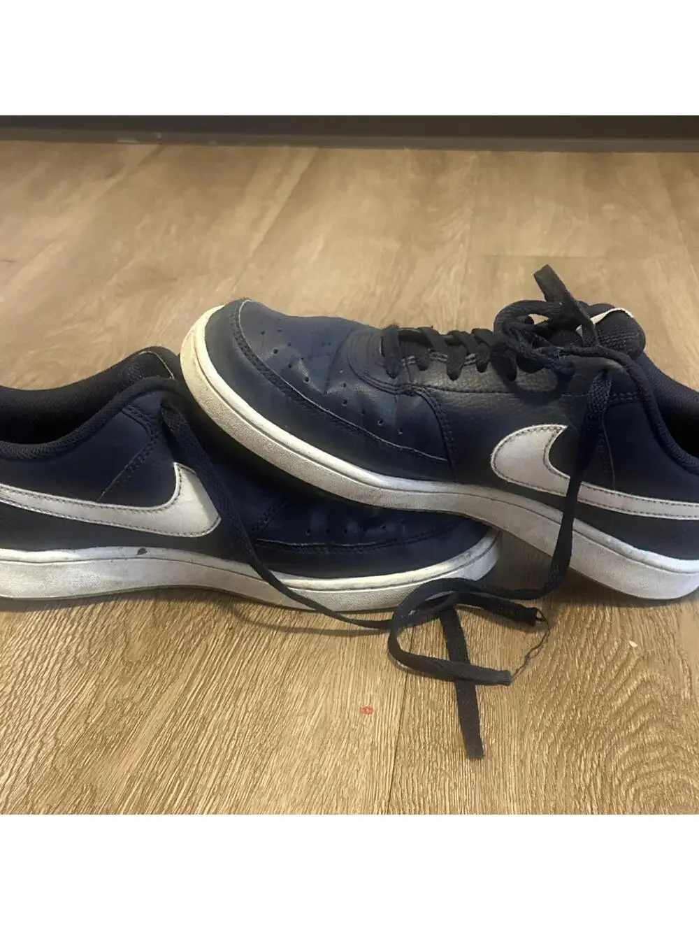 Nike Men’s Navy Court Vision Low-Top Sneakers